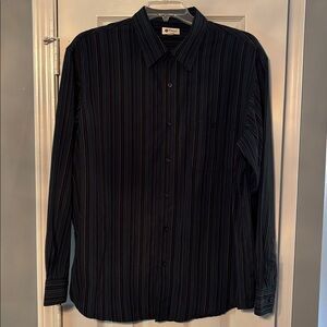 Haggar Long Sleeve Blue & Black Striped Button Down Shirt